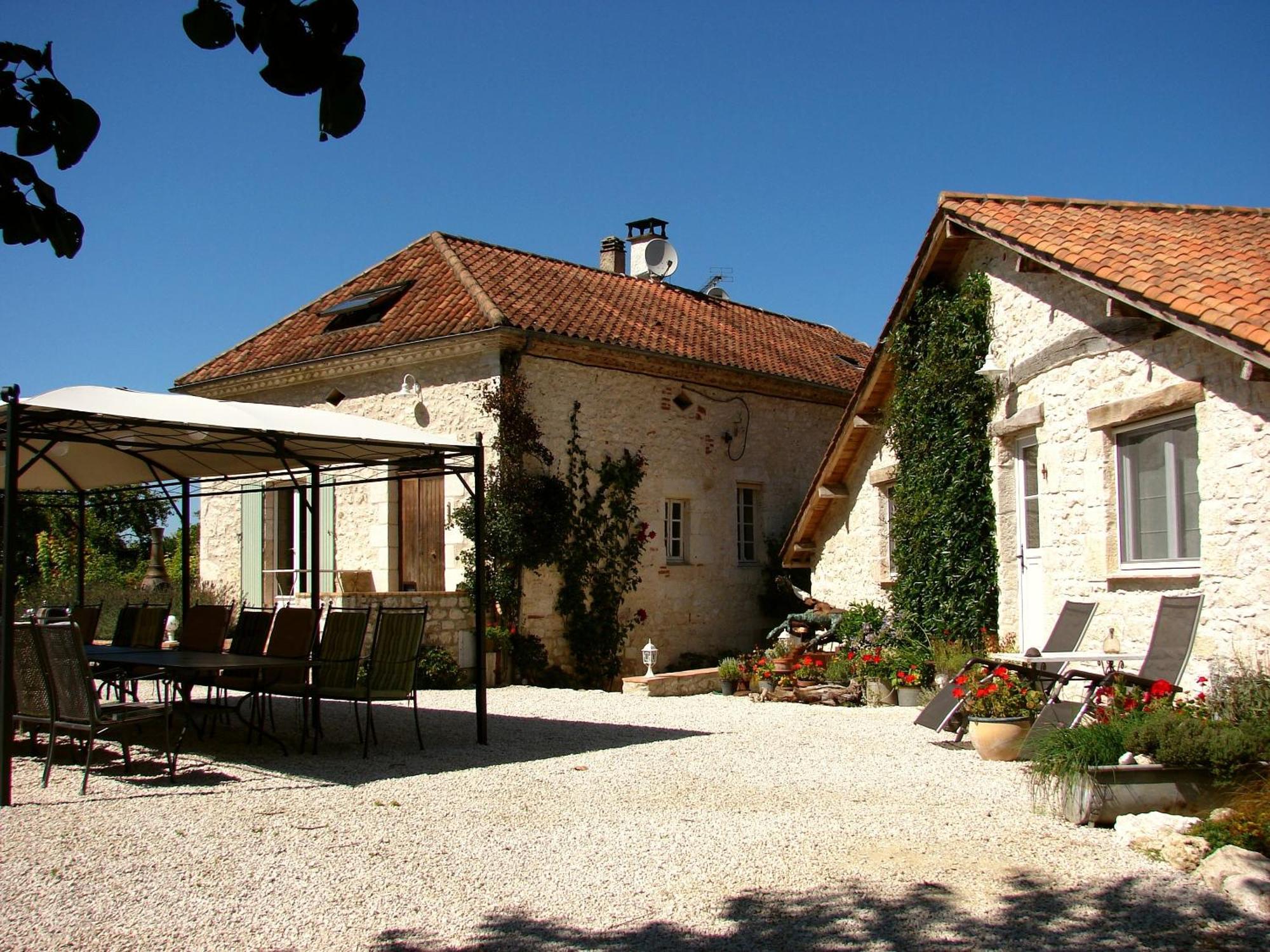 La Bordette Hotel Valeilles Bagian luar foto